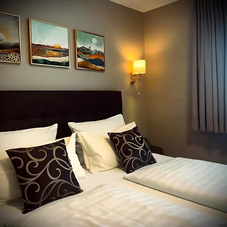 Regina Hotel