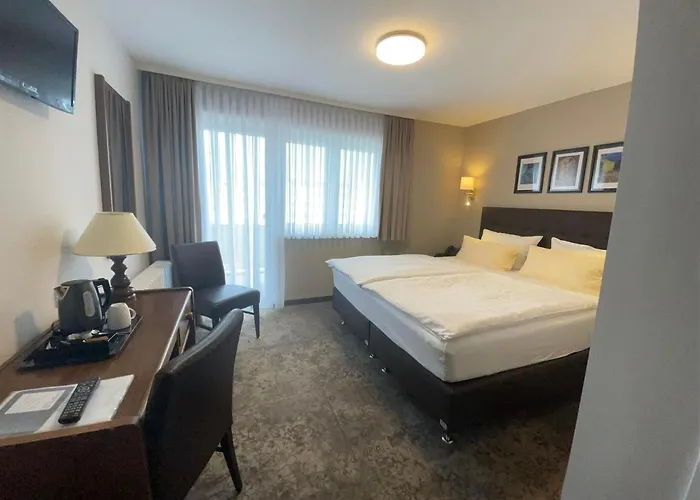 Regina * 莱茵河畔路德维希港